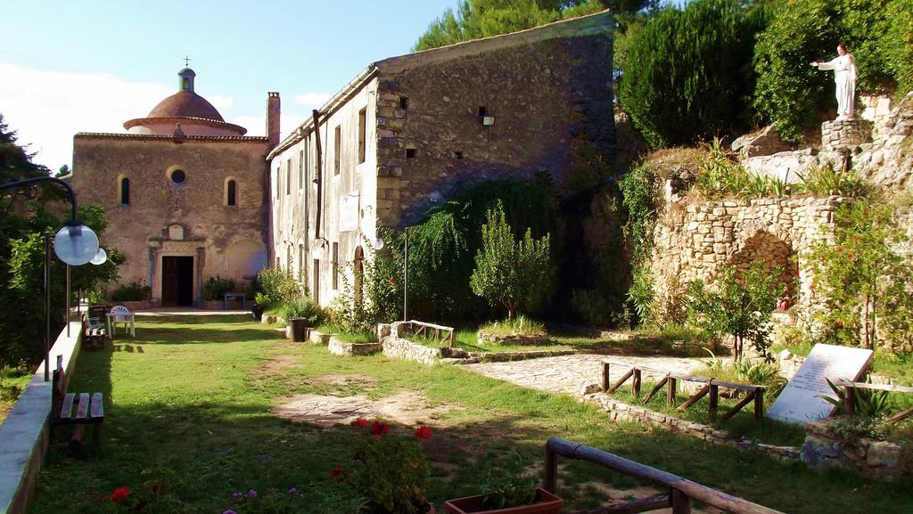B&B Vico Vacanze Vico Del Gargano Ngoại thất bức ảnh